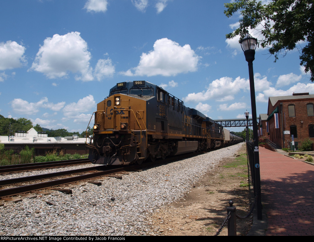 CSX 995